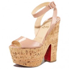 Christian Louboutin Super Dombasle 140mm klíny Nude Christian Louboutin Super Dombasle 140mm klíny Nude