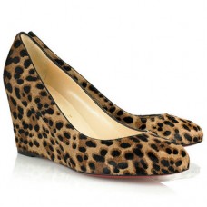 Christian Louboutin Peanut 80mm klínky s leopardím vzorem