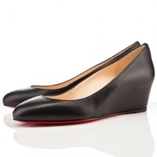 Christian Louboutin Nové Peanut 40mm Klínky Černé Christian Louboutin Nové Peanut 40mm Klínky Černé
