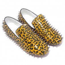 Christian Louboutin Rollerboy Spikes Mokasíny Zlaté Christian Louboutin Rollerboy Spikes Mokasíny Zlaté