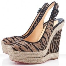 Christian Louboutin Everesta 140mm klínky hnědé